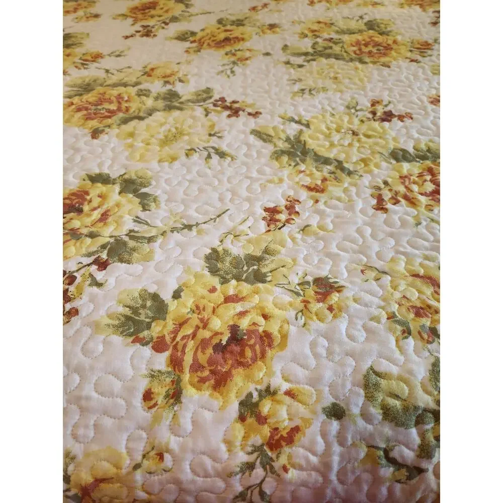 Oversized King 109x100 Rose Floral Reversible Quilted Bedspread Cottagecore
